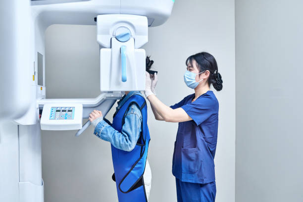Best Emergency Dentist for Knocked-Out Tooth in Daisetta, TX